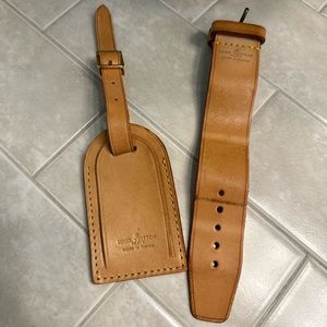A336 - Louis Vuitton Luggage Tag